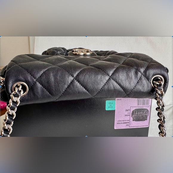 CHANEL Chain Around Bag - Picture 10 of 16